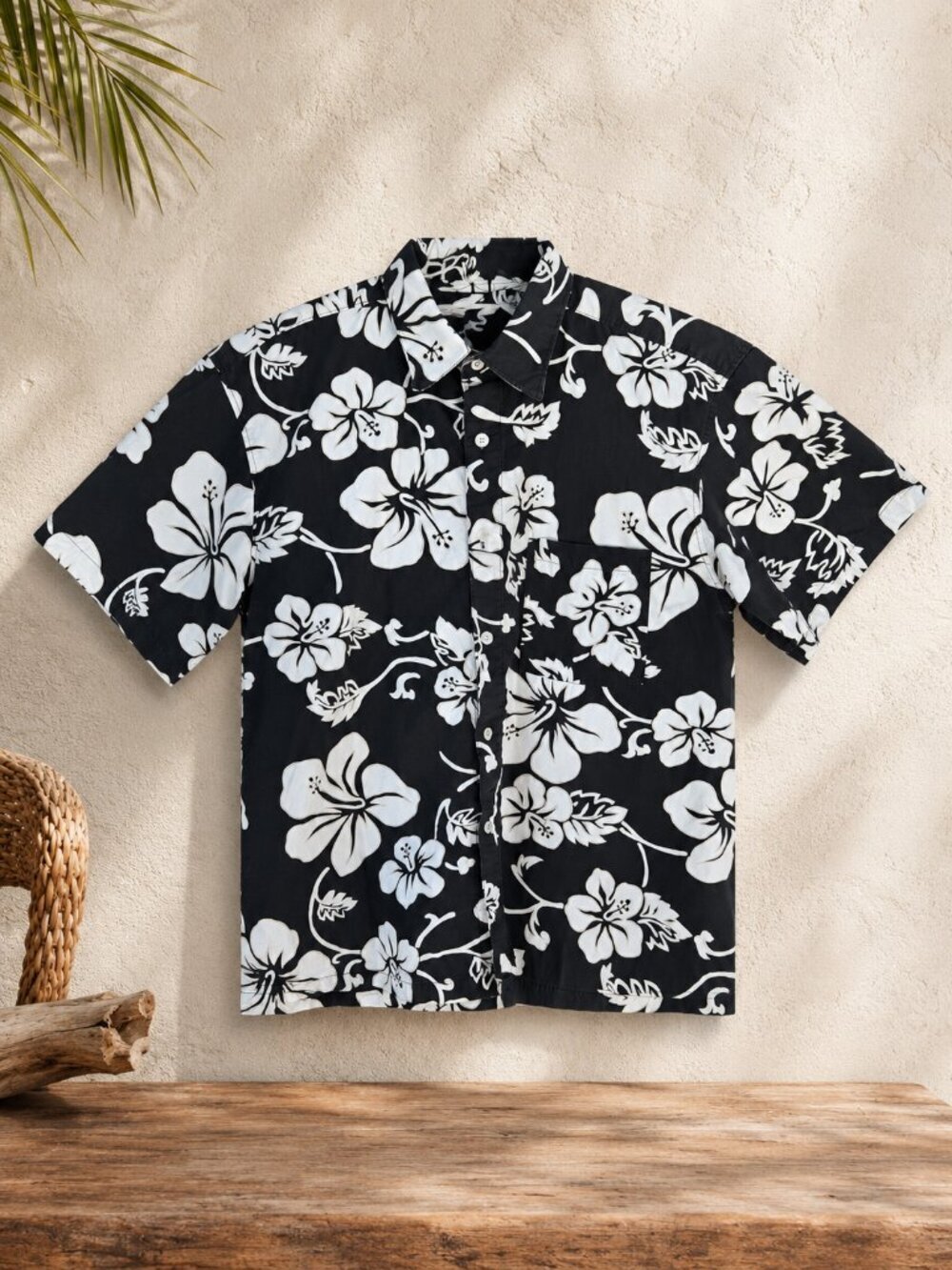 Pacific Scene Black Hawaiian/White Hibiscus Floral Short Sleeve Shirt – L